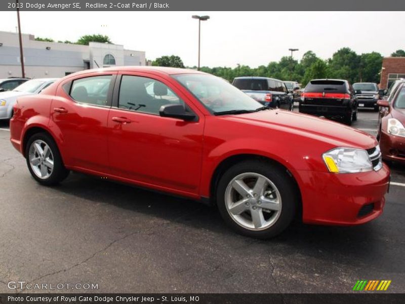 Redline 2-Coat Pearl / Black 2013 Dodge Avenger SE