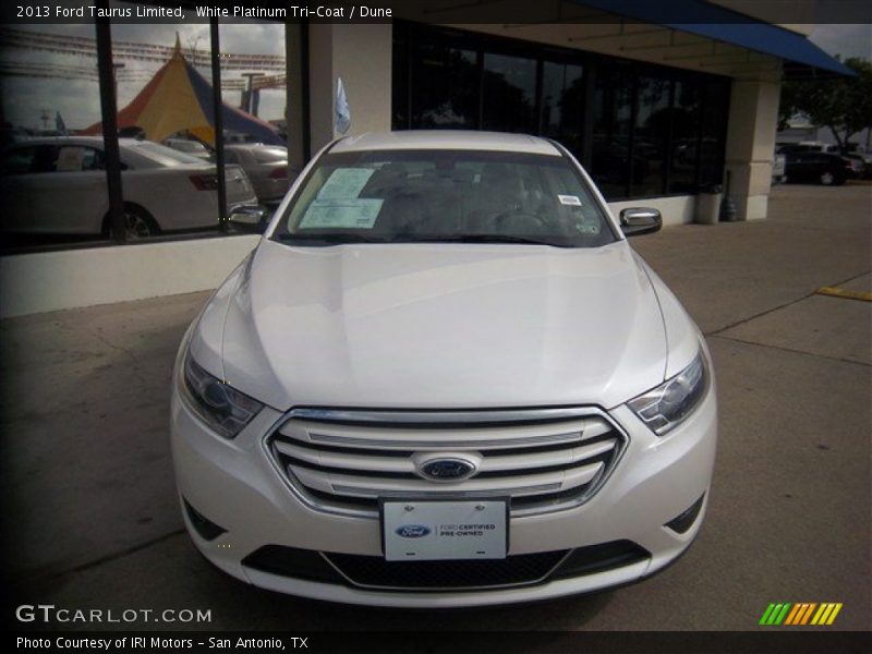 White Platinum Tri-Coat / Dune 2013 Ford Taurus Limited