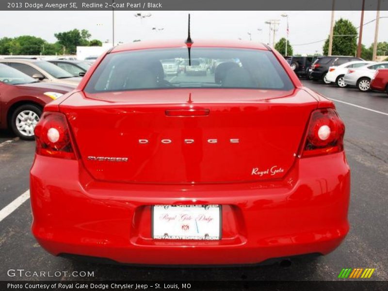 Redline 2-Coat Pearl / Black 2013 Dodge Avenger SE