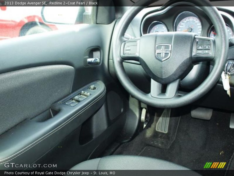 Redline 2-Coat Pearl / Black 2013 Dodge Avenger SE