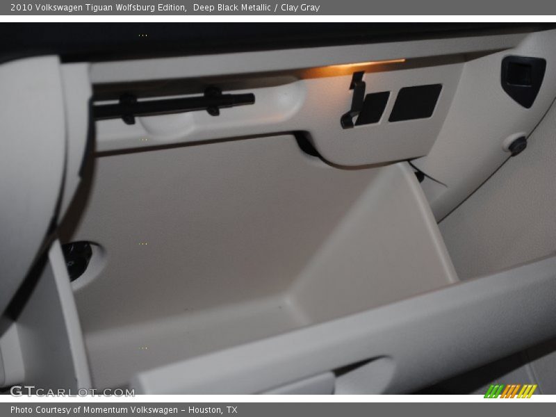 Deep Black Metallic / Clay Gray 2010 Volkswagen Tiguan Wolfsburg Edition
