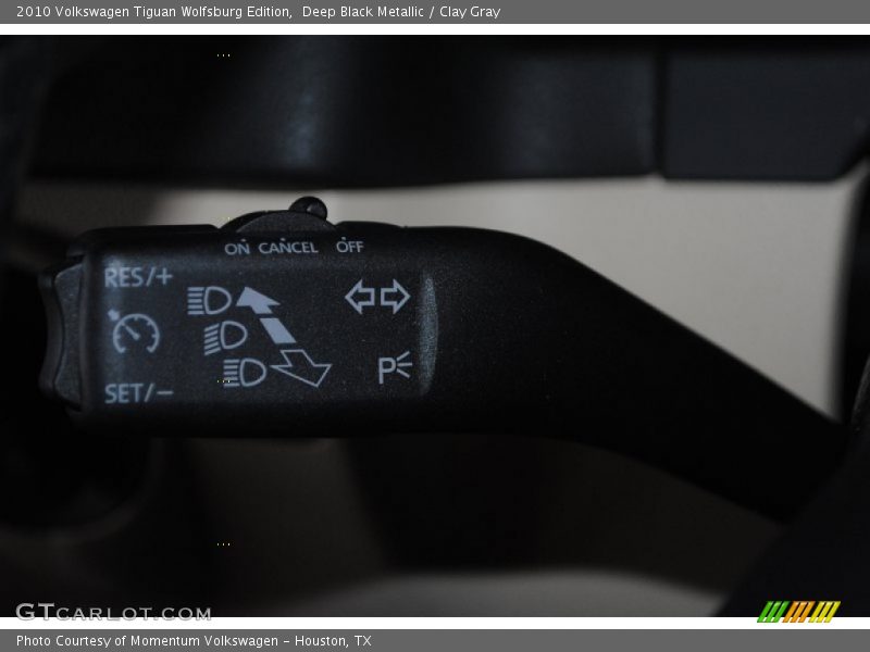 Deep Black Metallic / Clay Gray 2010 Volkswagen Tiguan Wolfsburg Edition