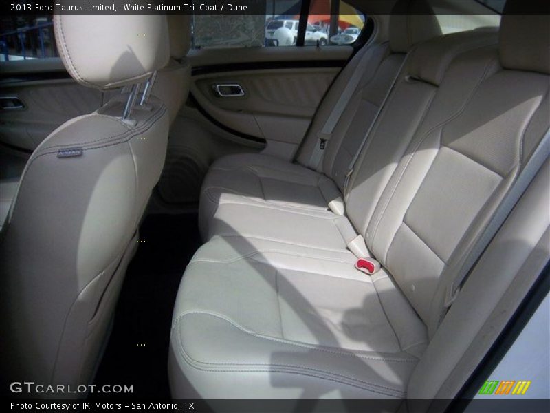 White Platinum Tri-Coat / Dune 2013 Ford Taurus Limited