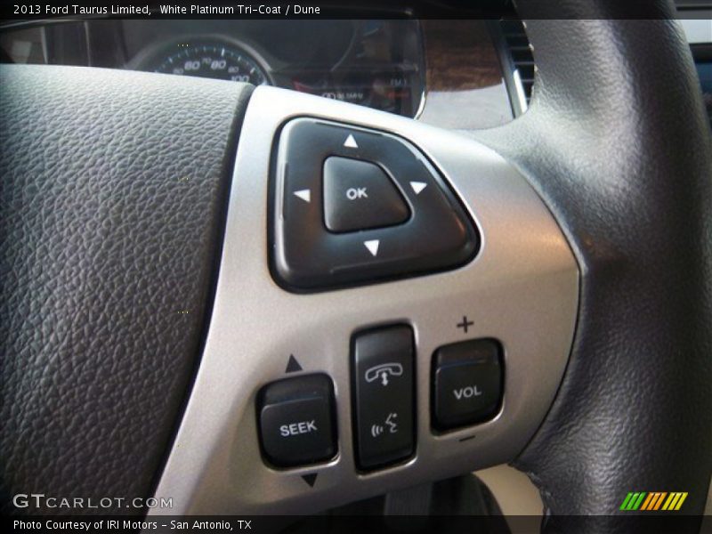 White Platinum Tri-Coat / Dune 2013 Ford Taurus Limited