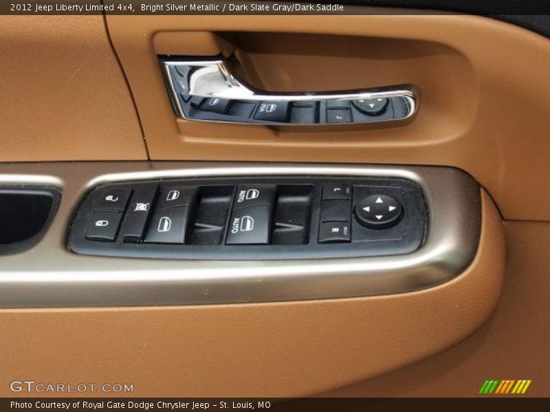 Bright Silver Metallic / Dark Slate Gray/Dark Saddle 2012 Jeep Liberty Limited 4x4