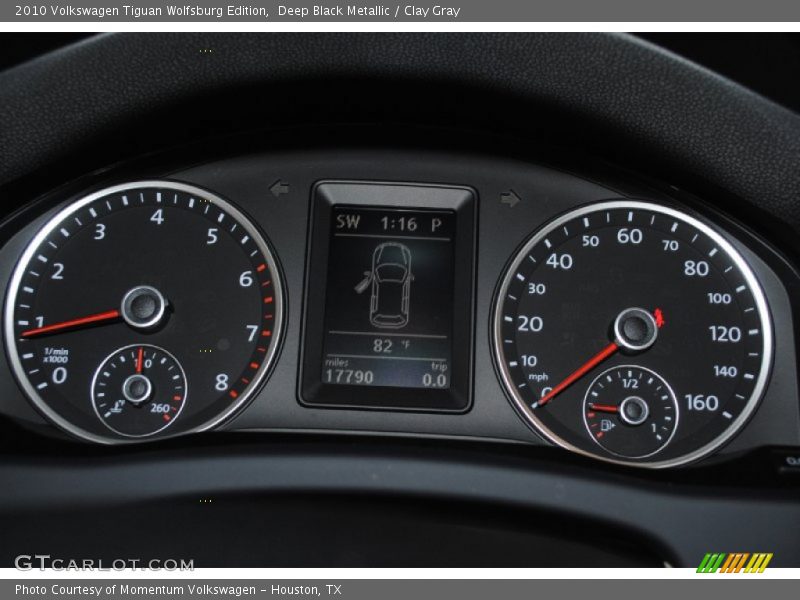 Deep Black Metallic / Clay Gray 2010 Volkswagen Tiguan Wolfsburg Edition