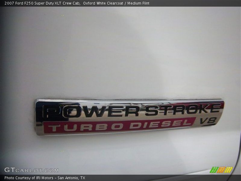 Oxford White Clearcoat / Medium Flint 2007 Ford F250 Super Duty XLT Crew Cab