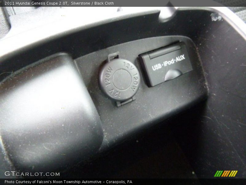 Silverstone / Black Cloth 2011 Hyundai Genesis Coupe 2.0T