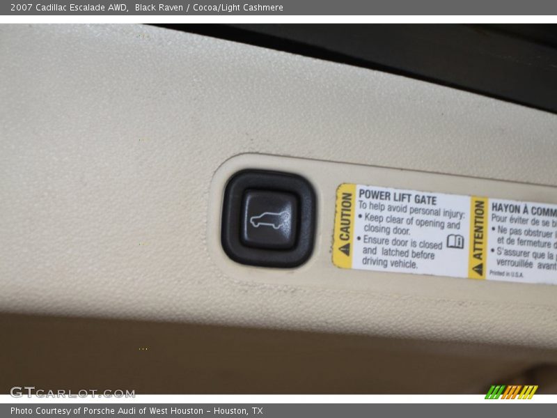 Black Raven / Cocoa/Light Cashmere 2007 Cadillac Escalade AWD