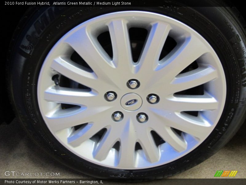 Atlantis Green Metallic / Medium Light Stone 2010 Ford Fusion Hybrid