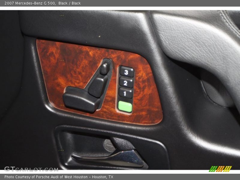 Controls of 2007 G 500