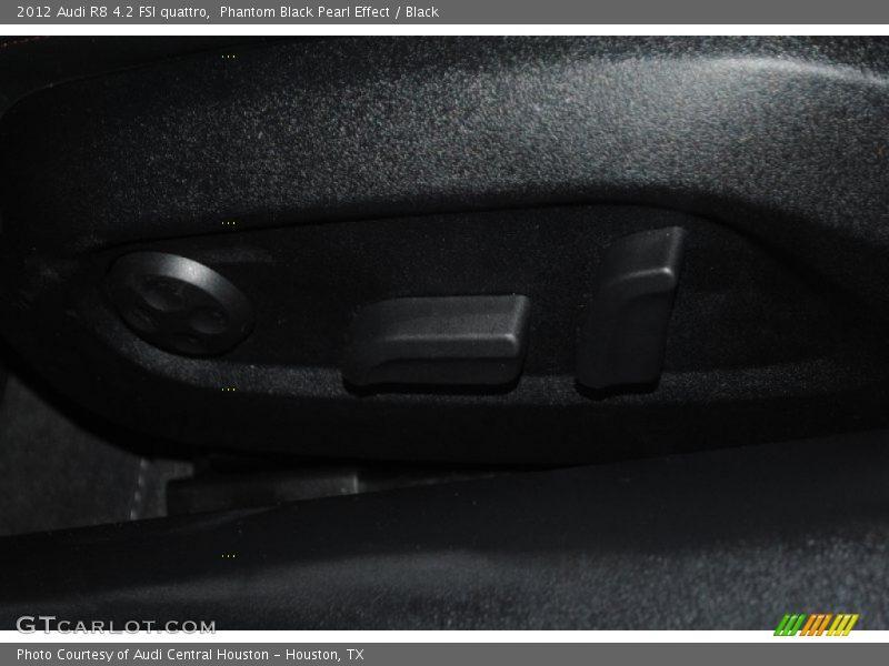 Phantom Black Pearl Effect / Black 2012 Audi R8 4.2 FSI quattro