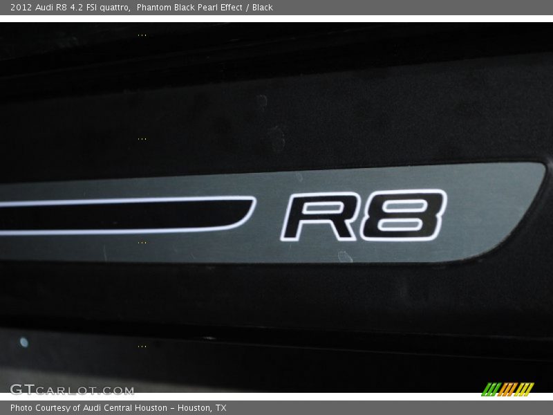 Phantom Black Pearl Effect / Black 2012 Audi R8 4.2 FSI quattro