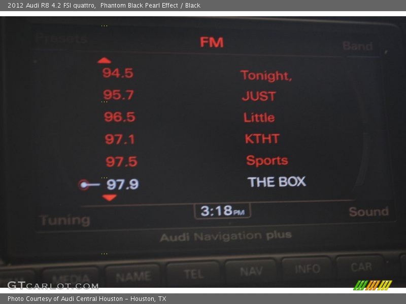 Phantom Black Pearl Effect / Black 2012 Audi R8 4.2 FSI quattro