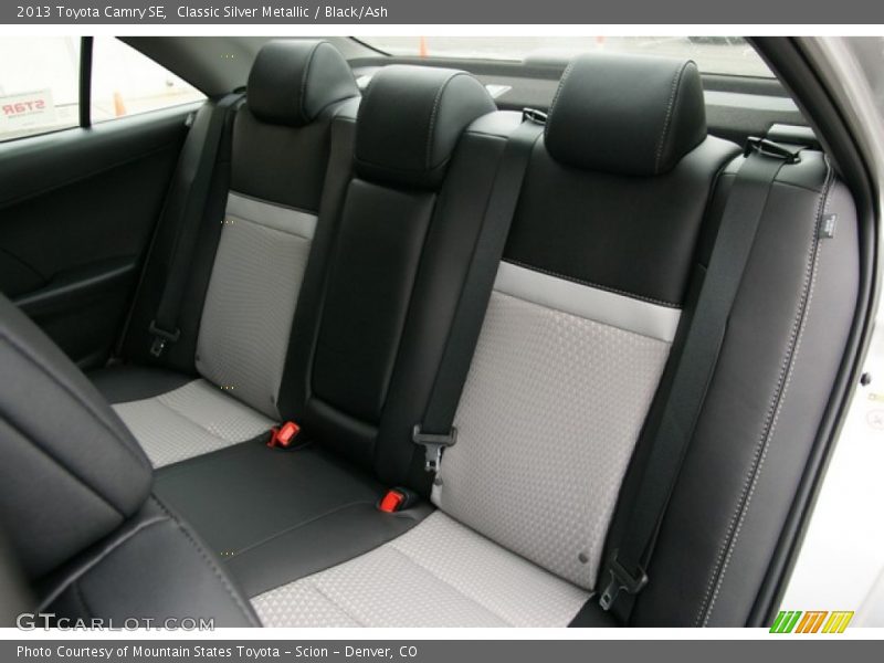 Classic Silver Metallic / Black/Ash 2013 Toyota Camry SE