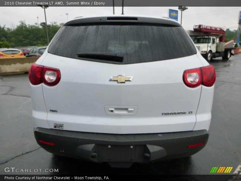Summit White / Ebony 2010 Chevrolet Traverse LT AWD