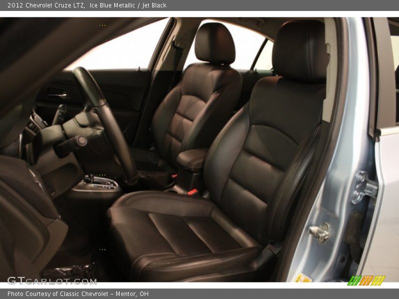 Front Seat of 2012 Cruze LTZ