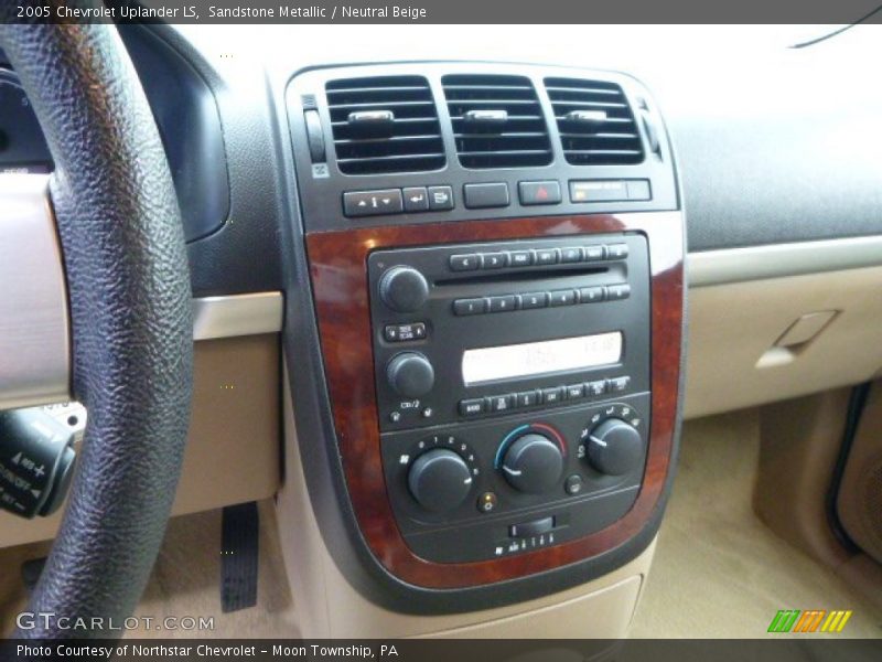 Sandstone Metallic / Neutral Beige 2005 Chevrolet Uplander LS