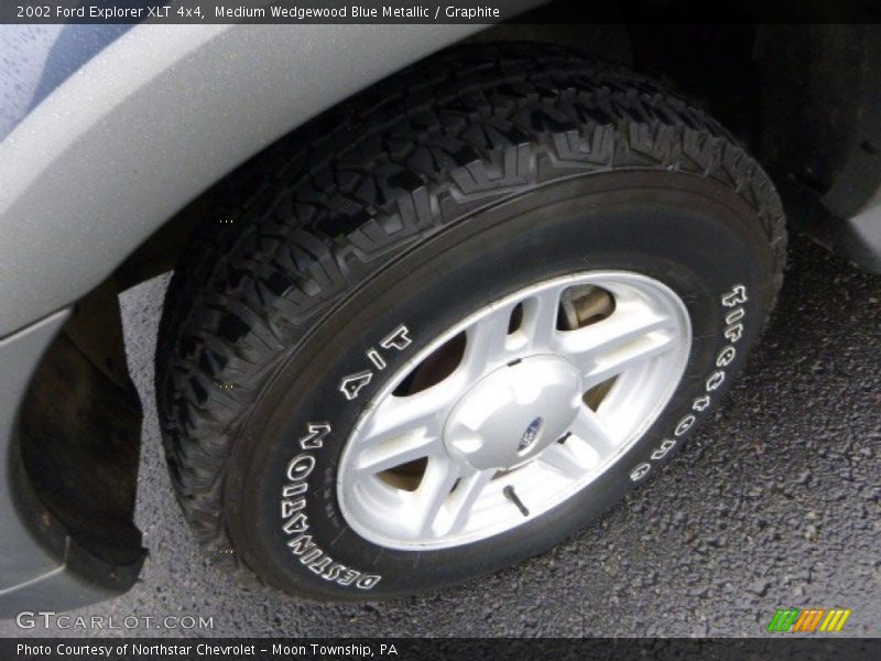 Medium Wedgewood Blue Metallic / Graphite 2002 Ford Explorer XLT 4x4