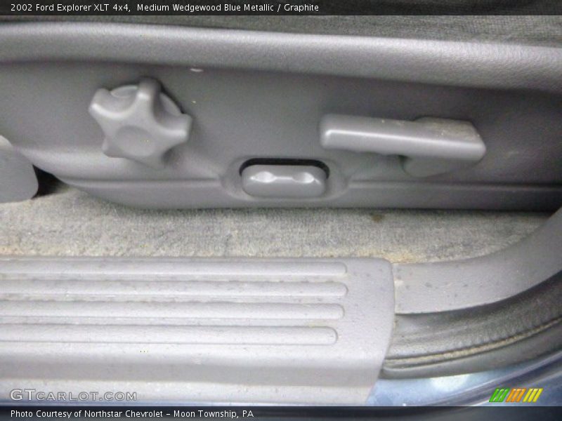 Medium Wedgewood Blue Metallic / Graphite 2002 Ford Explorer XLT 4x4