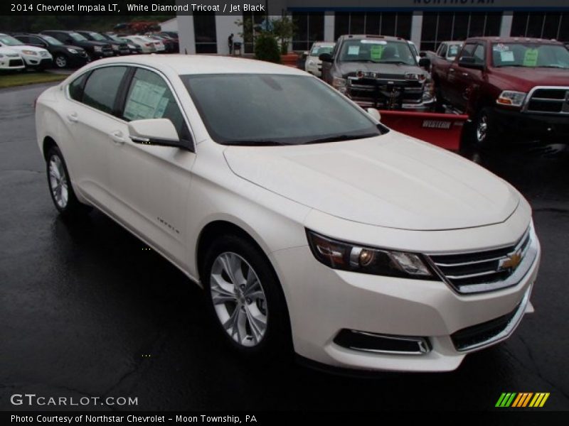 Front 3/4 View of 2014 Impala LT