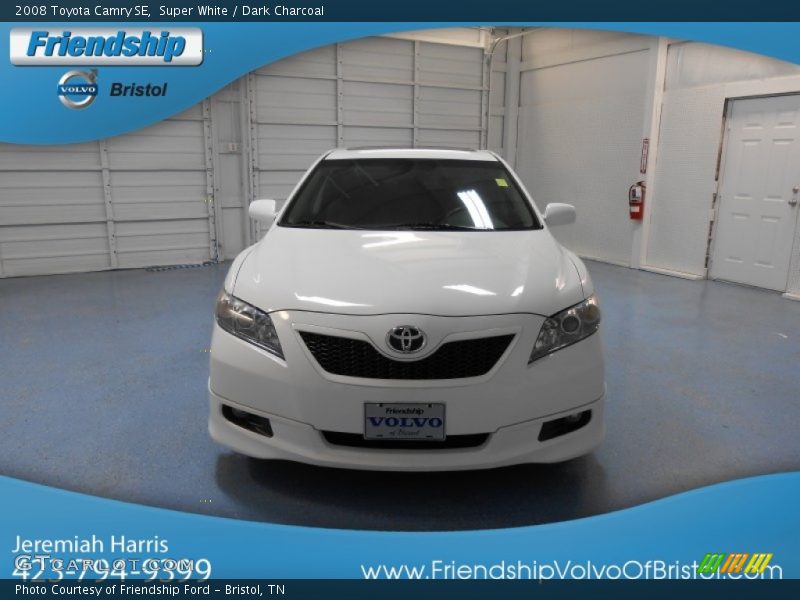 Super White / Dark Charcoal 2008 Toyota Camry SE