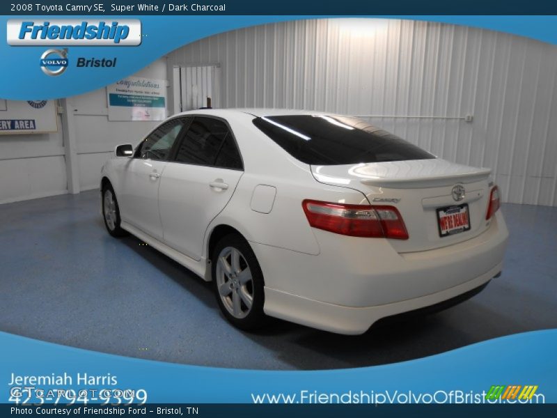 Super White / Dark Charcoal 2008 Toyota Camry SE