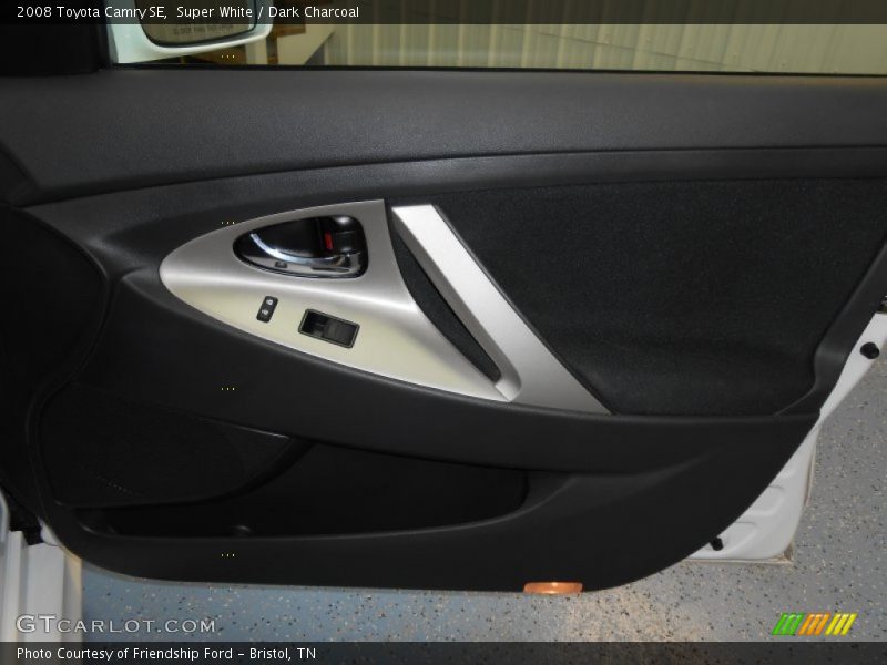 Super White / Dark Charcoal 2008 Toyota Camry SE