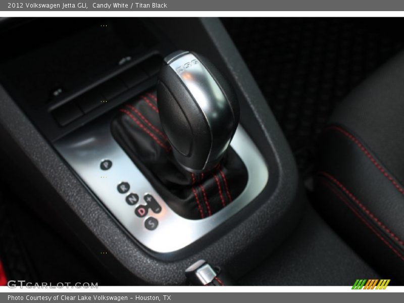 Candy White / Titan Black 2012 Volkswagen Jetta GLI