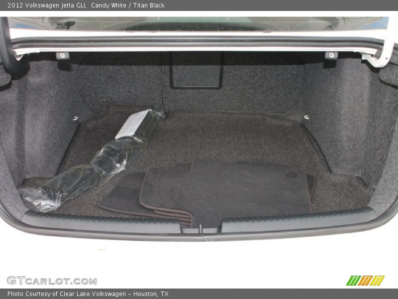 Candy White / Titan Black 2012 Volkswagen Jetta GLI