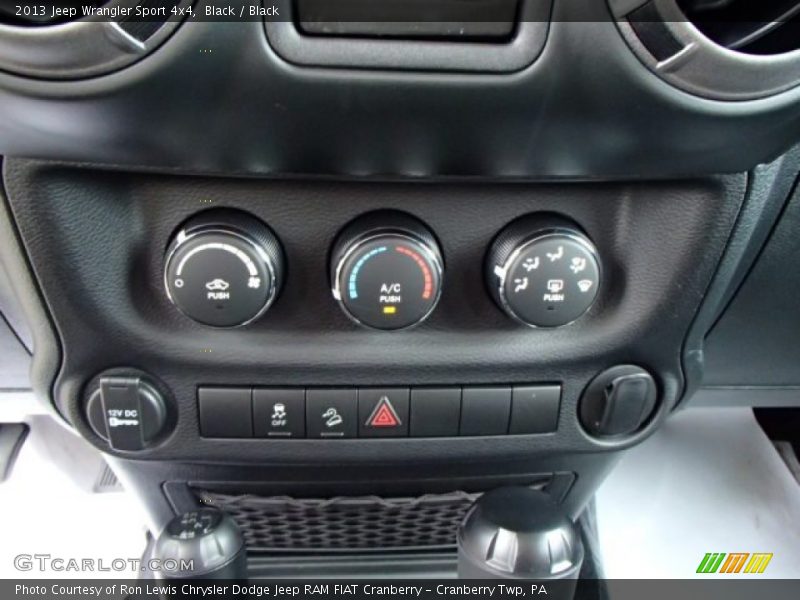 Black / Black 2013 Jeep Wrangler Sport 4x4