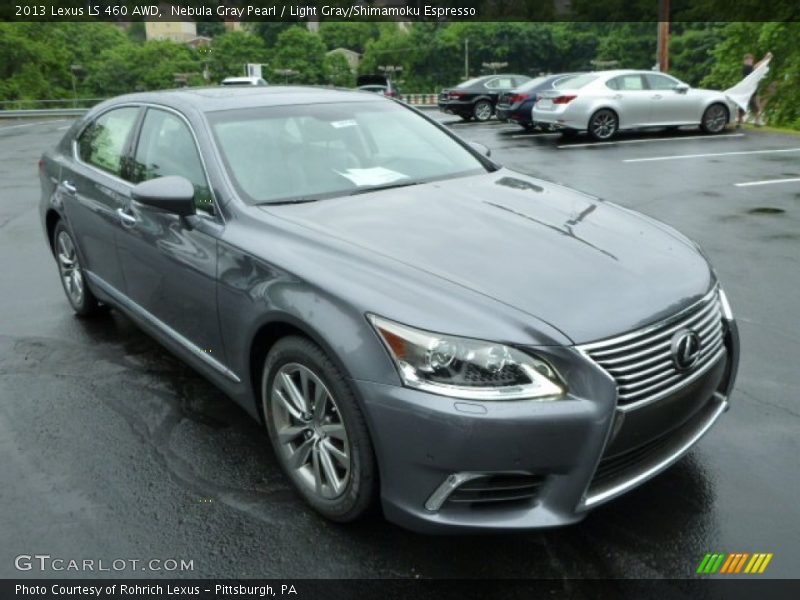 Front 3/4 View of 2013 LS 460 AWD