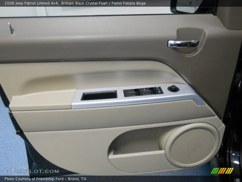 Brilliant Black Crystal Pearl / Pastel Pebble Beige 2008 Jeep Patriot Limited 4x4