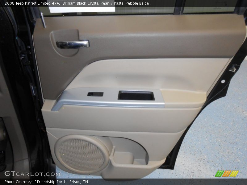 Brilliant Black Crystal Pearl / Pastel Pebble Beige 2008 Jeep Patriot Limited 4x4