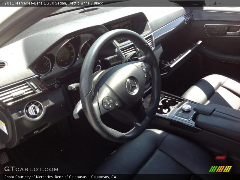 Arctic White / Black 2011 Mercedes-Benz E 350 Sedan