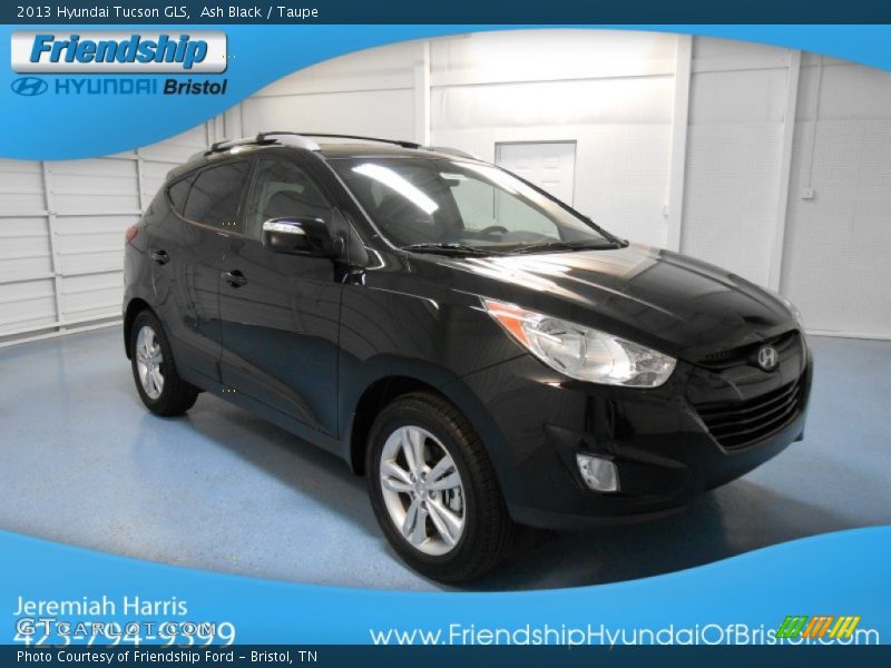 Ash Black / Taupe 2013 Hyundai Tucson GLS