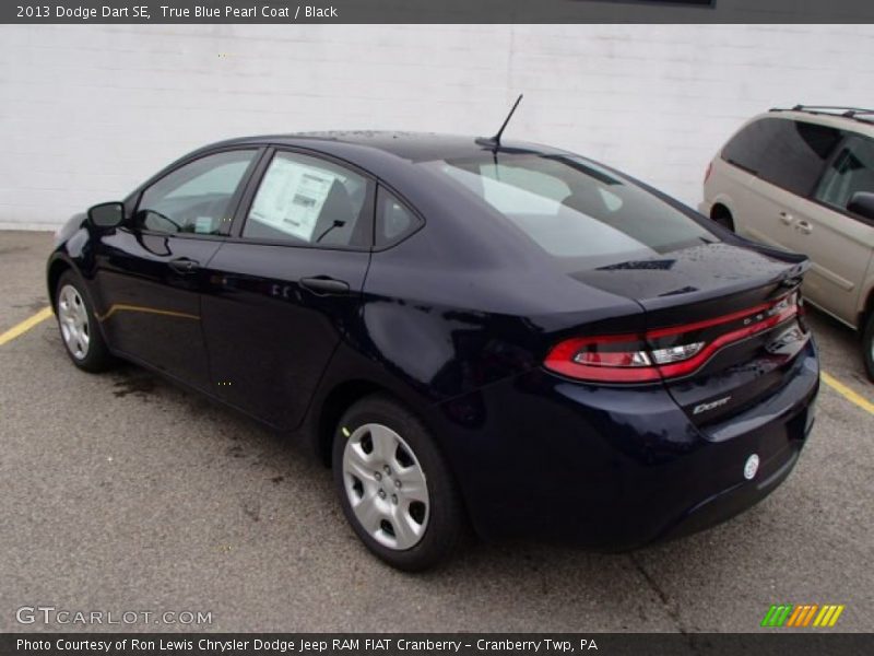True Blue Pearl Coat / Black 2013 Dodge Dart SE