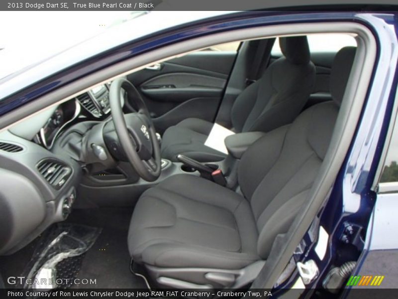 True Blue Pearl Coat / Black 2013 Dodge Dart SE