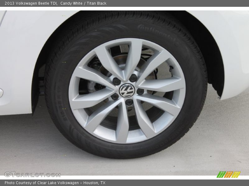 Candy White / Titan Black 2013 Volkswagen Beetle TDI