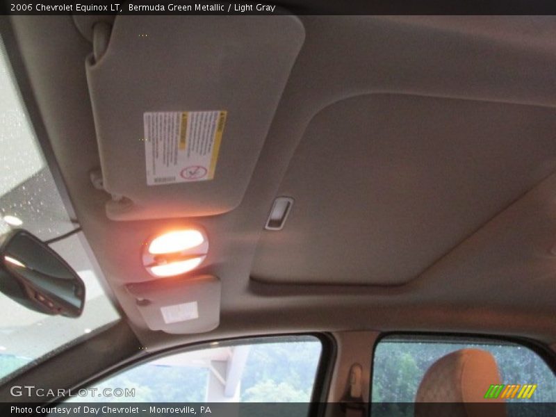 Bermuda Green Metallic / Light Gray 2006 Chevrolet Equinox LT