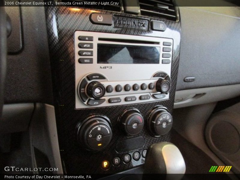 Bermuda Green Metallic / Light Gray 2006 Chevrolet Equinox LT