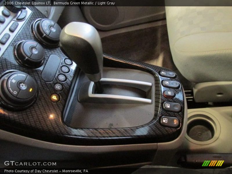Bermuda Green Metallic / Light Gray 2006 Chevrolet Equinox LT