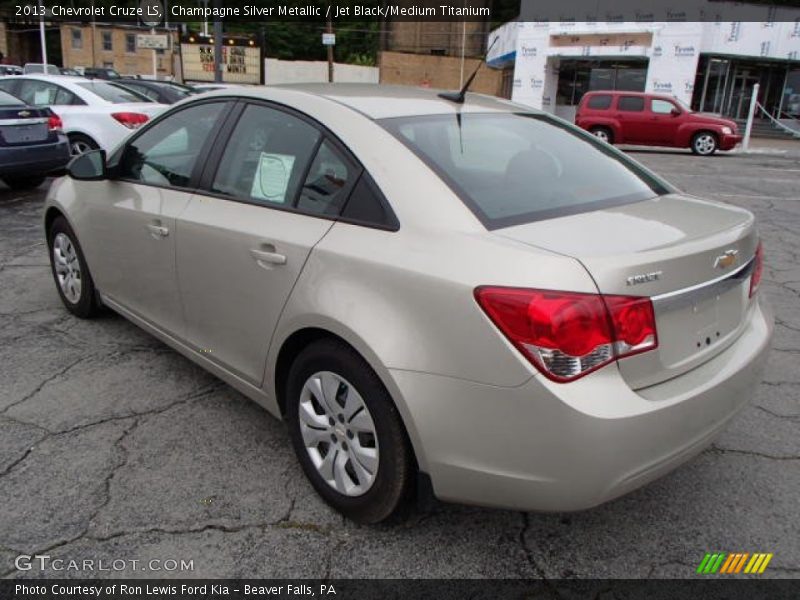 Champagne Silver Metallic / Jet Black/Medium Titanium 2013 Chevrolet Cruze LS