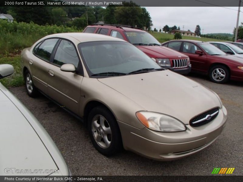 Harvest Gold Metallic / Medium Parchment 2000 Ford Taurus SES