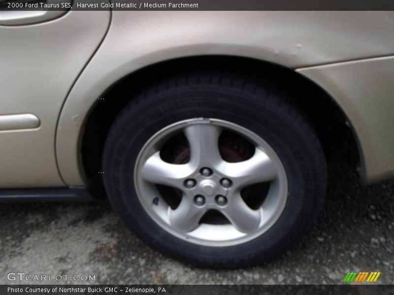Harvest Gold Metallic / Medium Parchment 2000 Ford Taurus SES