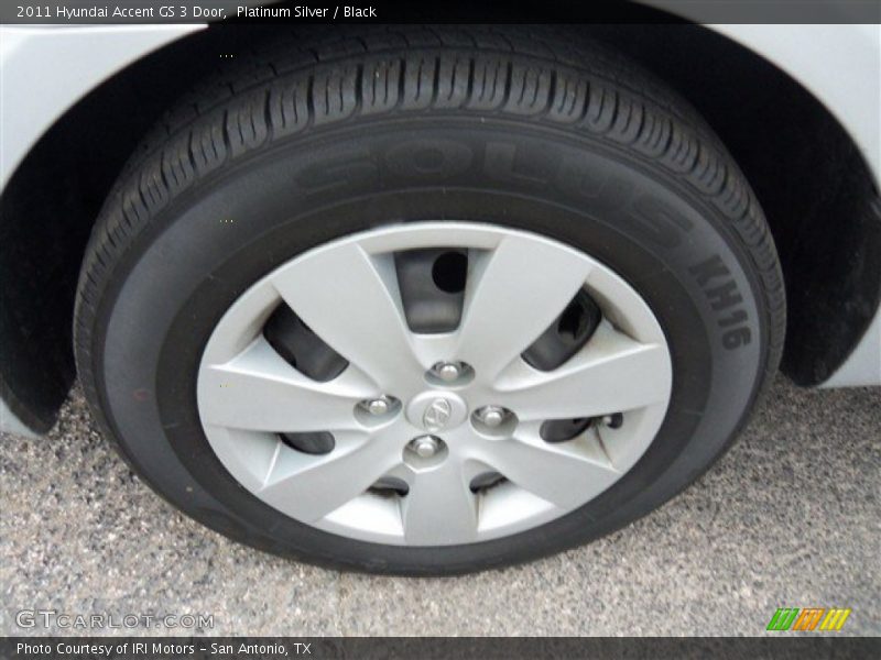 Platinum Silver / Black 2011 Hyundai Accent GS 3 Door