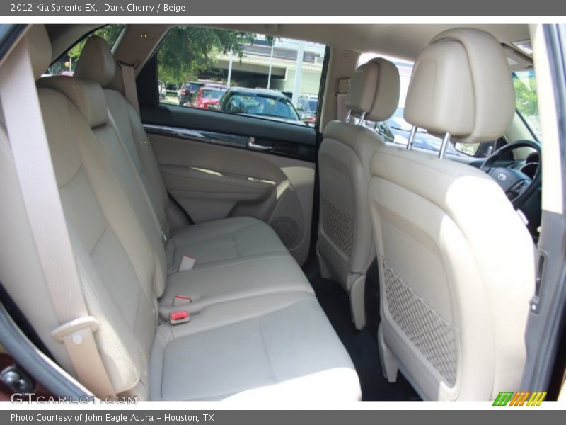 Dark Cherry / Beige 2012 Kia Sorento EX