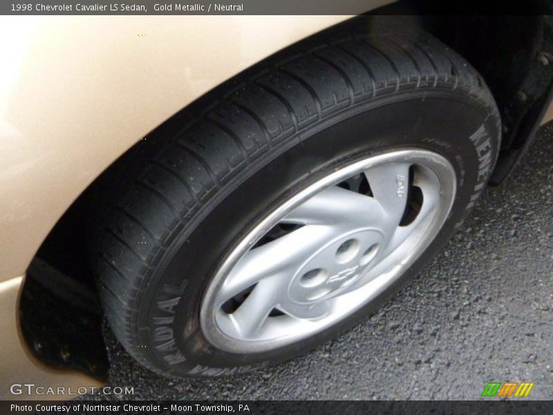  1998 Cavalier LS Sedan Wheel