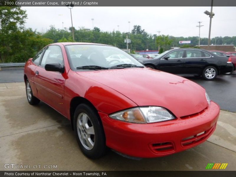 Bright Red / Graphite 2000 Chevrolet Cavalier Coupe