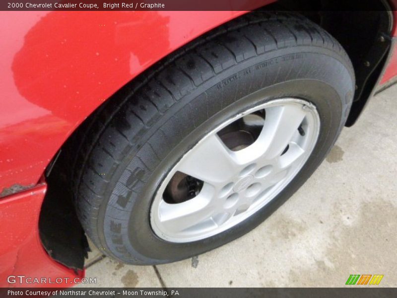Bright Red / Graphite 2000 Chevrolet Cavalier Coupe